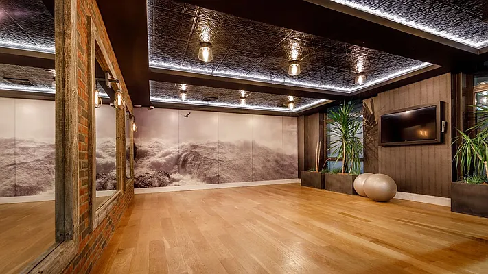 Rented by The KCI Group | media 94