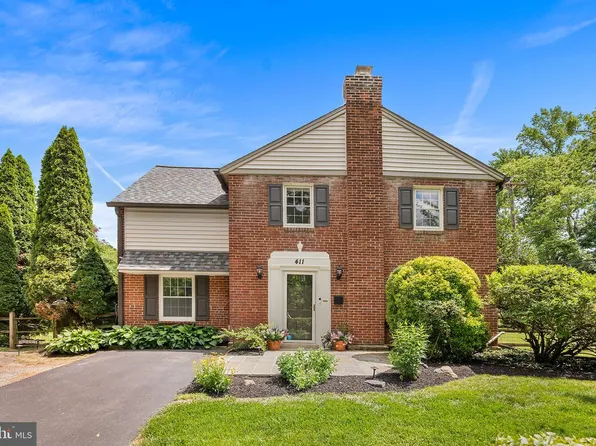 411 Sugartown Rd, Wayne, PA 19087