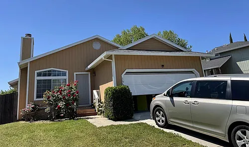 186 Creekside Cir Photo 1