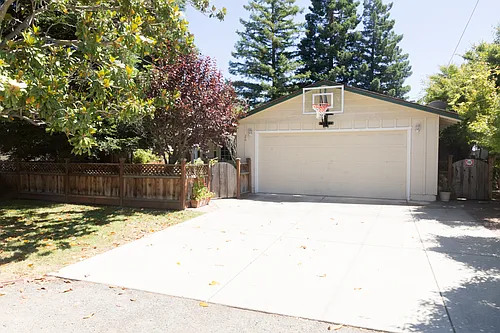 26 Del Monte Ave Photo 1