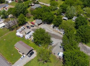 909 S Jackson St, Kiowa, OK 74553