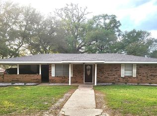 1706 Fairfield Rd, Colfax, LA 71417