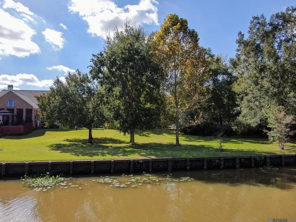 13304 Bayou Terrace Dr, Saint Amant, LA 70774