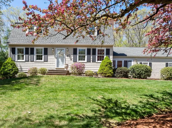 40 Amble Rd, Chelmsford, MA 01824