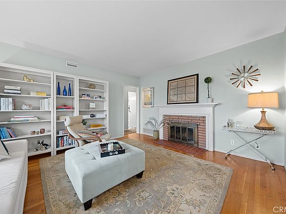 5th image of 716 N Elspeth Way