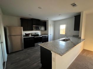 509 Riverdale Dr, Jarrell, TX 76537