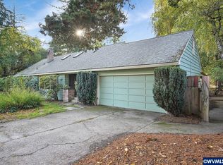3295 SW 106th Ave, Beaverton, OR 97005