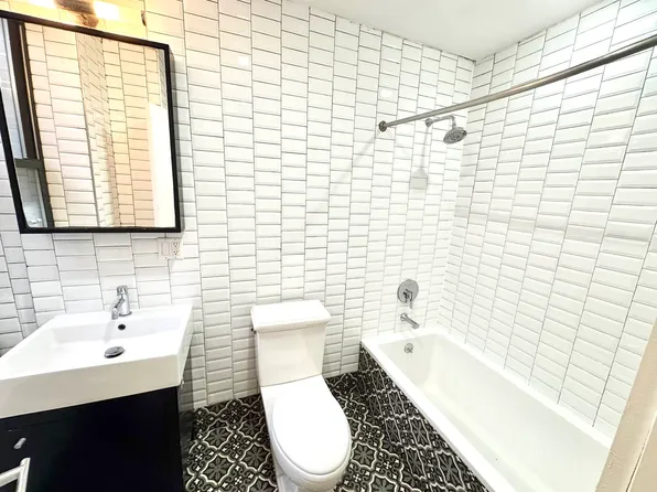 1320 Sterling Place image 12 of 13