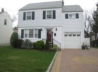 226 Woodmont Rd, Union, NJ 07083