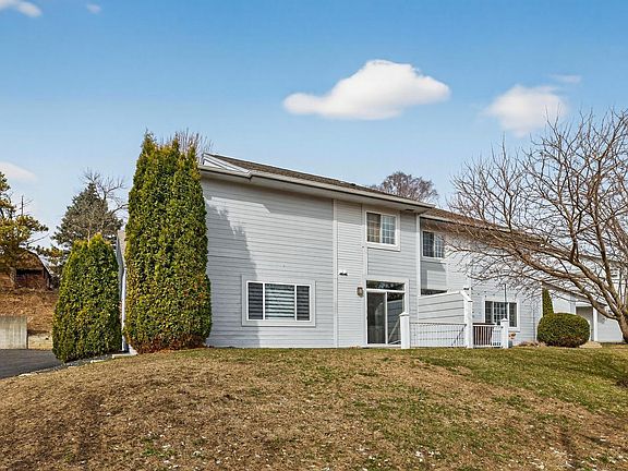 2nd image of 281 Zumbro Dr NW