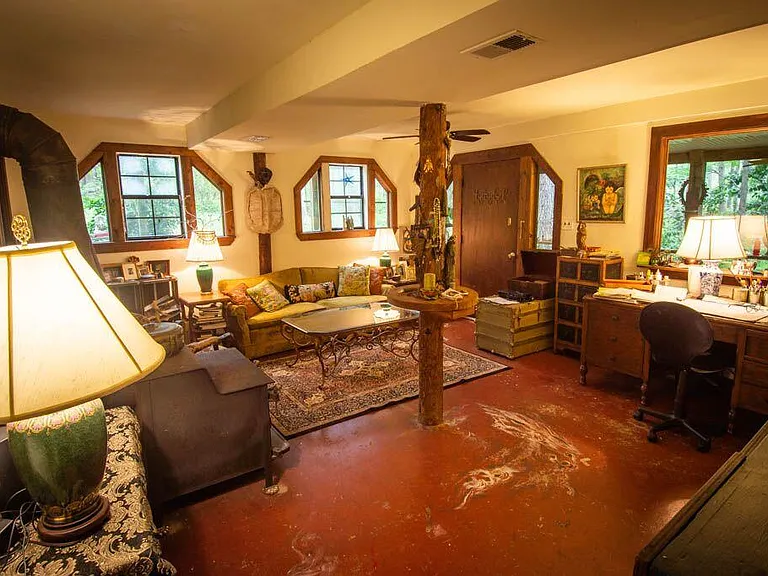Ground floor with bath and two bedrooms