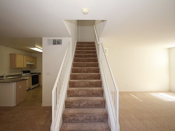 4th image of 1610 Coal Valley Dr