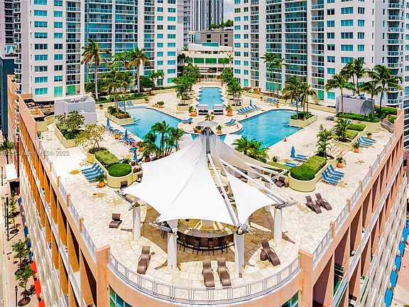 4th image of 244 Biscayne Blvd APT 3604