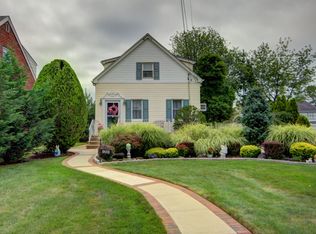 903 3rd Ave, Franklin Square, NY 11010