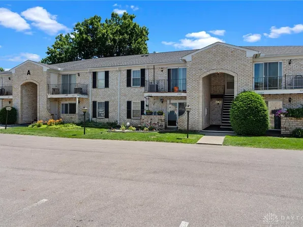 2229 Crew Cir, Dayton, OH 45439