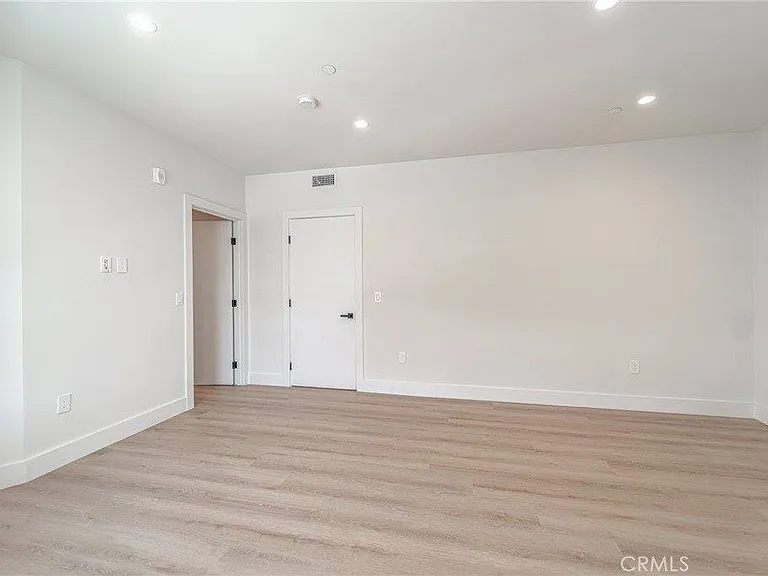 2828 London St #207 — Photo 17