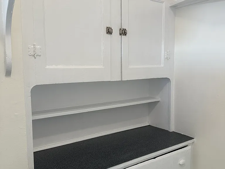 40 Linnaean St #12A — Photo 4