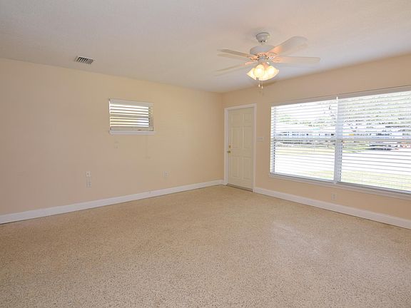 2nd image of 2863 Bentley St Unit 22