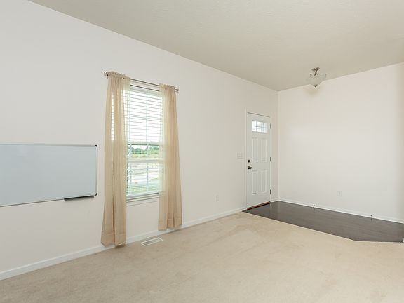 3rd image of 6003 Amber Dr