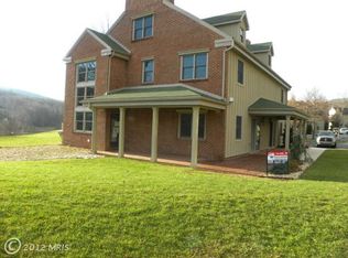 13803 Pond View Ln, Mercersburg, PA 17236