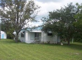 90 Recreation Dr, Venus, FL 33960