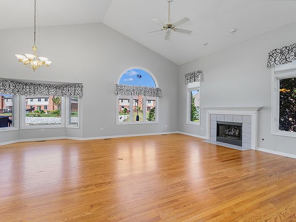 4th image of 9500 Stonebrooke Ct