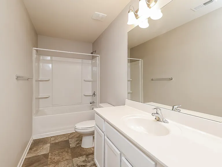 1521 Waylon Ave — Photo 15