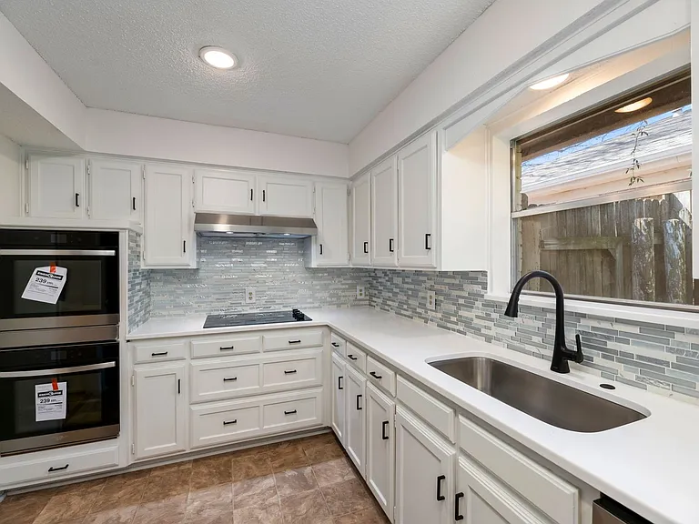 5603 Fireside Dr — Photo 10