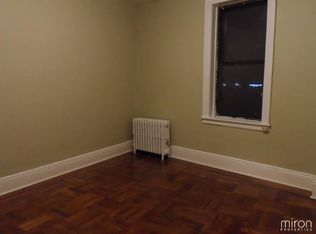 6001 Metropolitan Ave APT 3R, Ridgewood, NY 11385