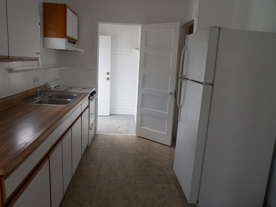 2nd image of 4763 Wilson Ave