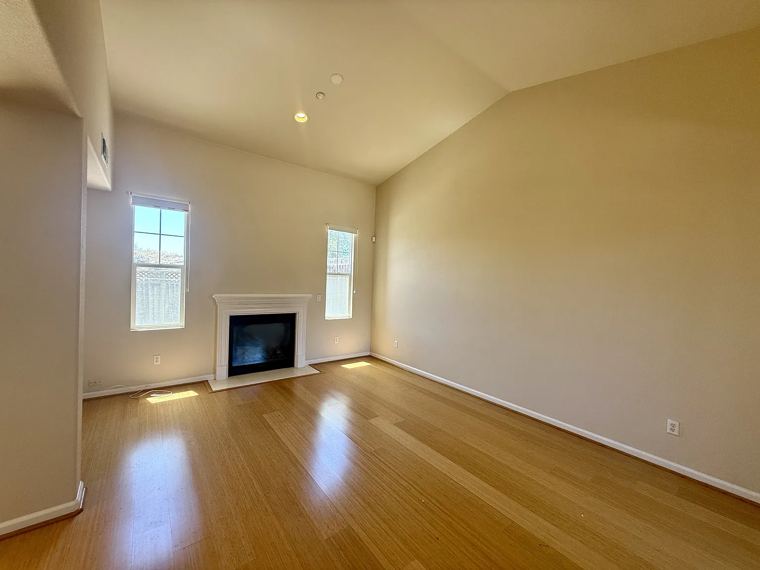 4373 Red Maple Way - Main — Photo 2