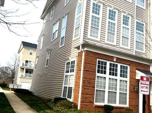 923 Pine Forest Ln #2011, Upper Marlboro, MD 20774