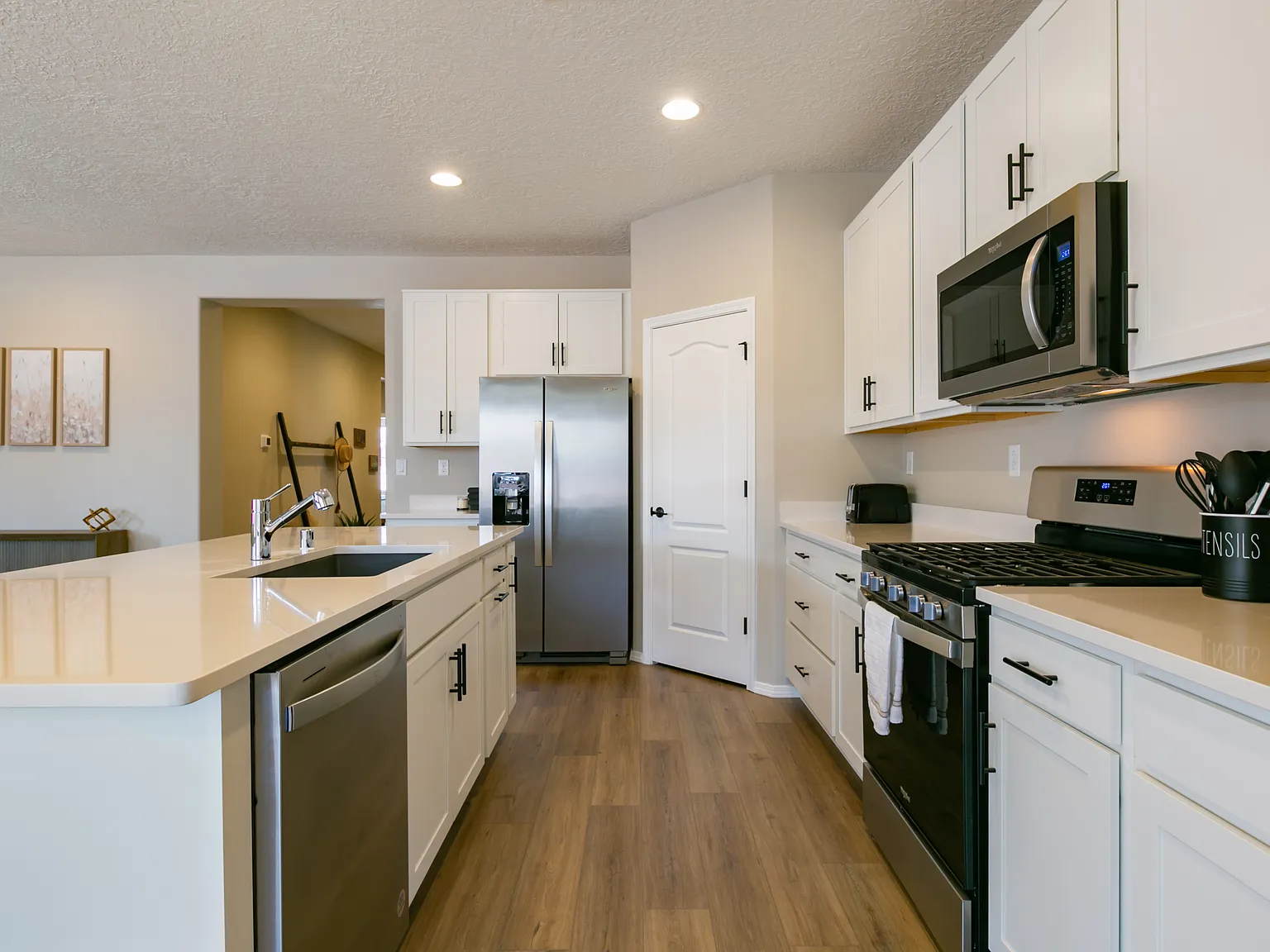 6057 Nauman Drive SE - 1 — Photo 2