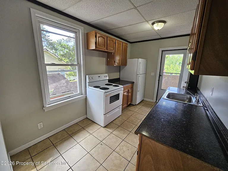 1409 Monsey Ave #B — Photo 10