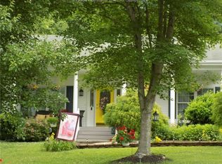 116 Willow St, East Bank, WV 25067