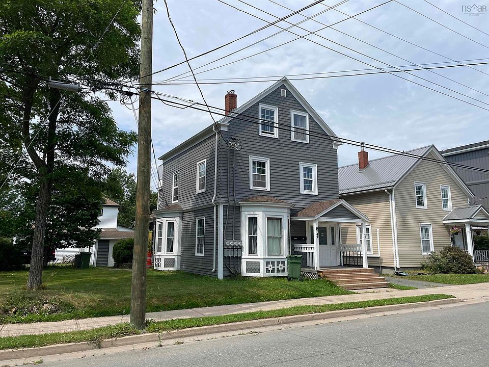 1st image of 40 King St