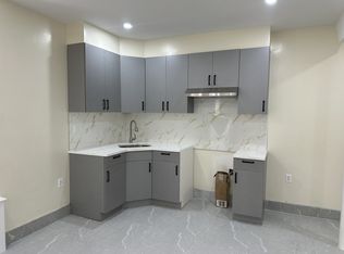 23-54 27th St #1, Astoria, NY 11105