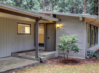 1025 N 16th St, Mount Vernon, WA 98273