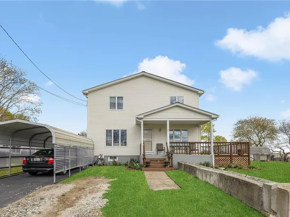 21 Van Zandt Ave, Warwick, RI 02889