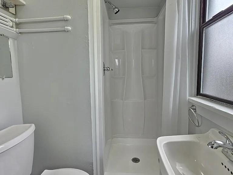 1315 4th St #B — Photo 11