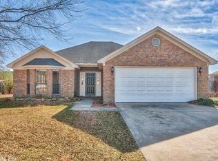 2415 Crestwood Ct, Conway, AR 72032