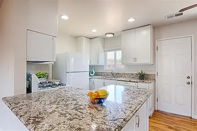 3564 Ivy St — Photo 7