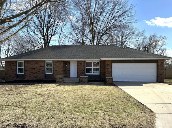 3676 W Harrison Street, Springfield, MO 65802