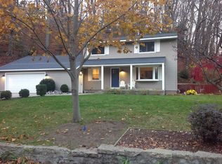 17957 Shore Acres Rd, Grand Haven, MI 49417