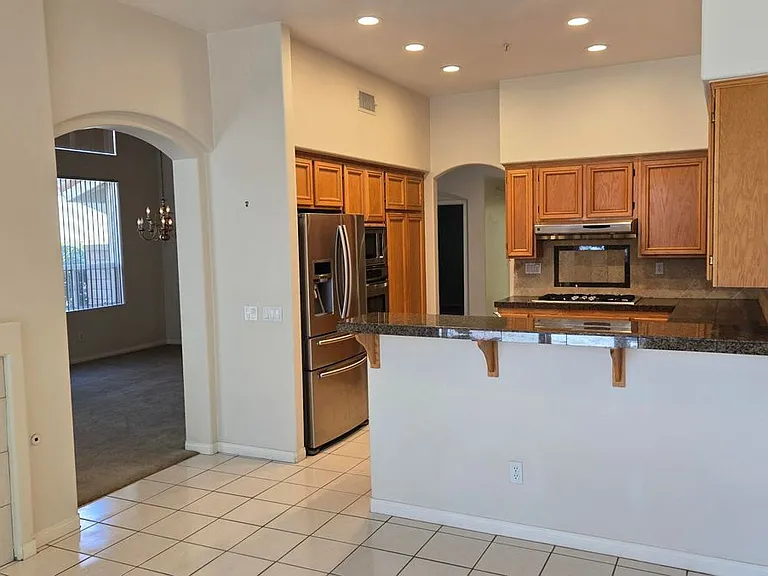 1520 Upland Hills Dr — Photo 5