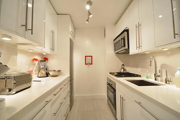 Rented by Keller Williams NYC | media 13
