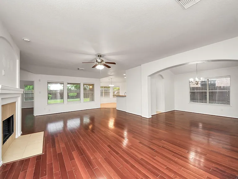 2412 Appian Way — Photo 10
