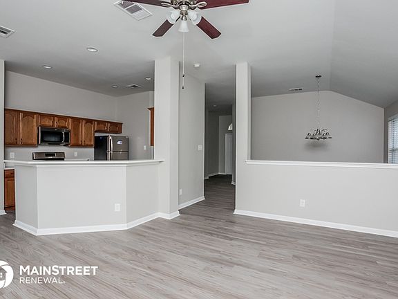 4th image of 8422 Pigeonberry Dr
