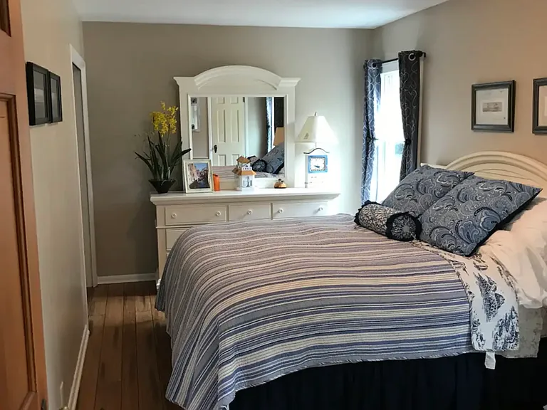111 Higman Park Hl — Photo 8