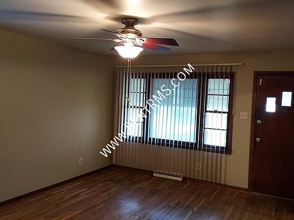 5th image of 3206 SE Michigan Ave